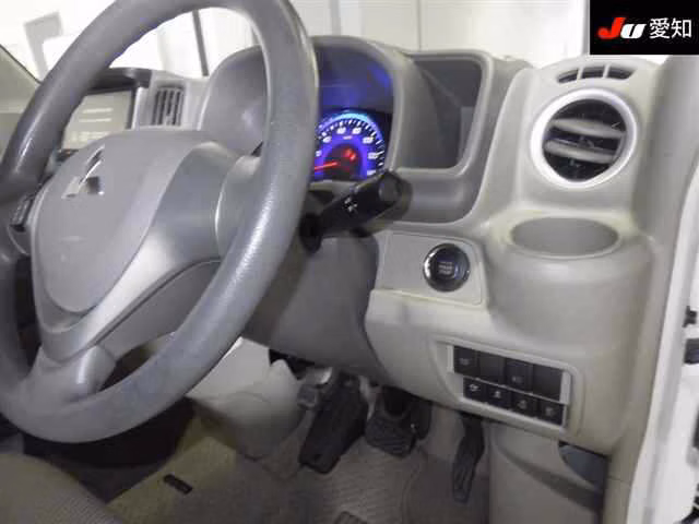 MITSUBISHI TOWN BOX