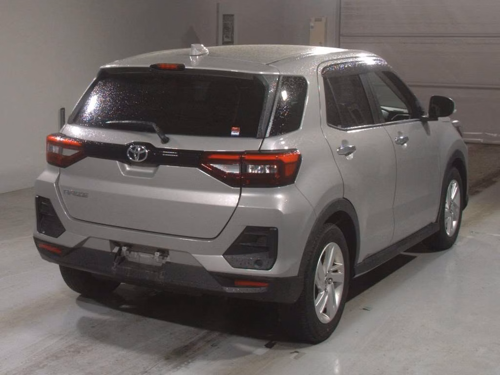 TOYOTA RAIZE