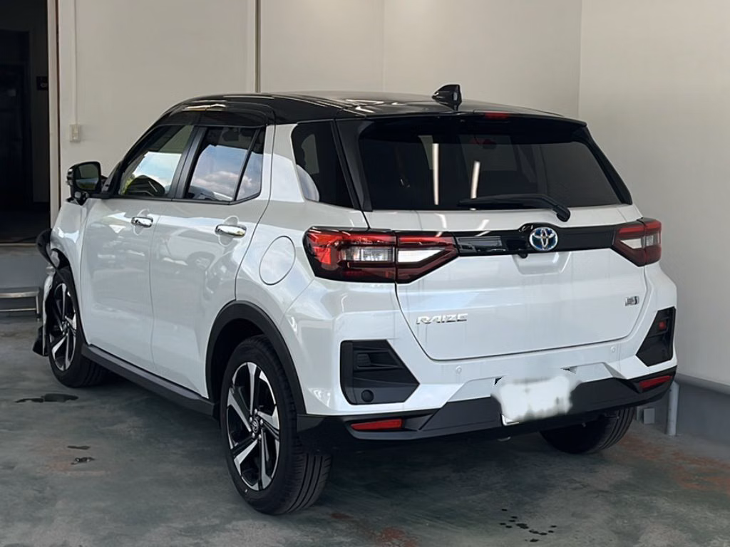 TOYOTA RAIZE
