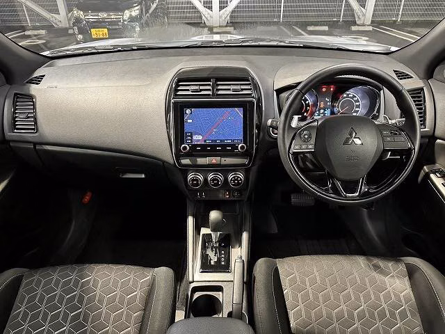MITSUBISHI RVR