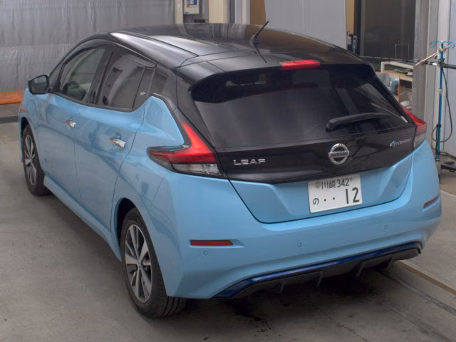 NISSAN LEAF