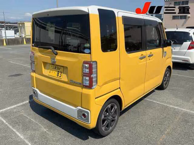 DAIHATSU WAKE