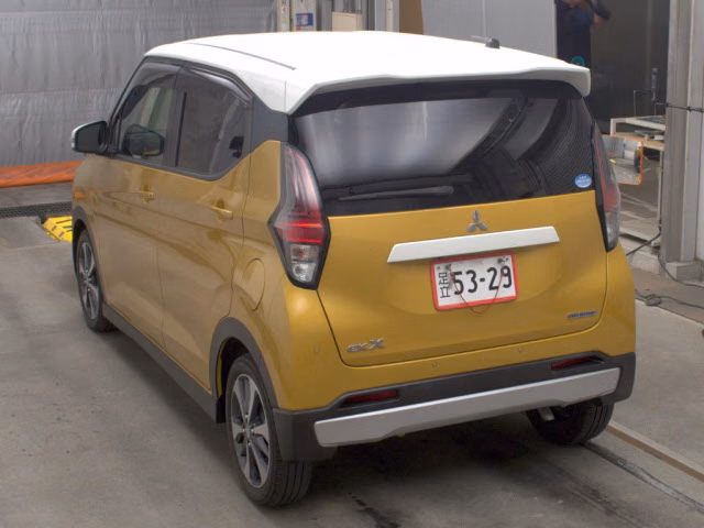 MITSUBISHI EK X