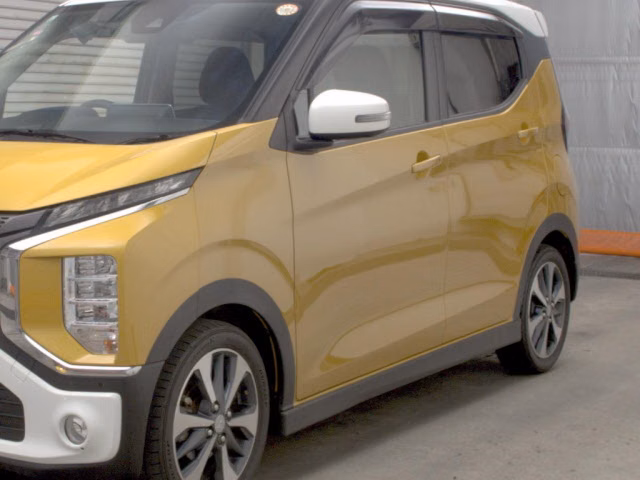 MITSUBISHI EK X