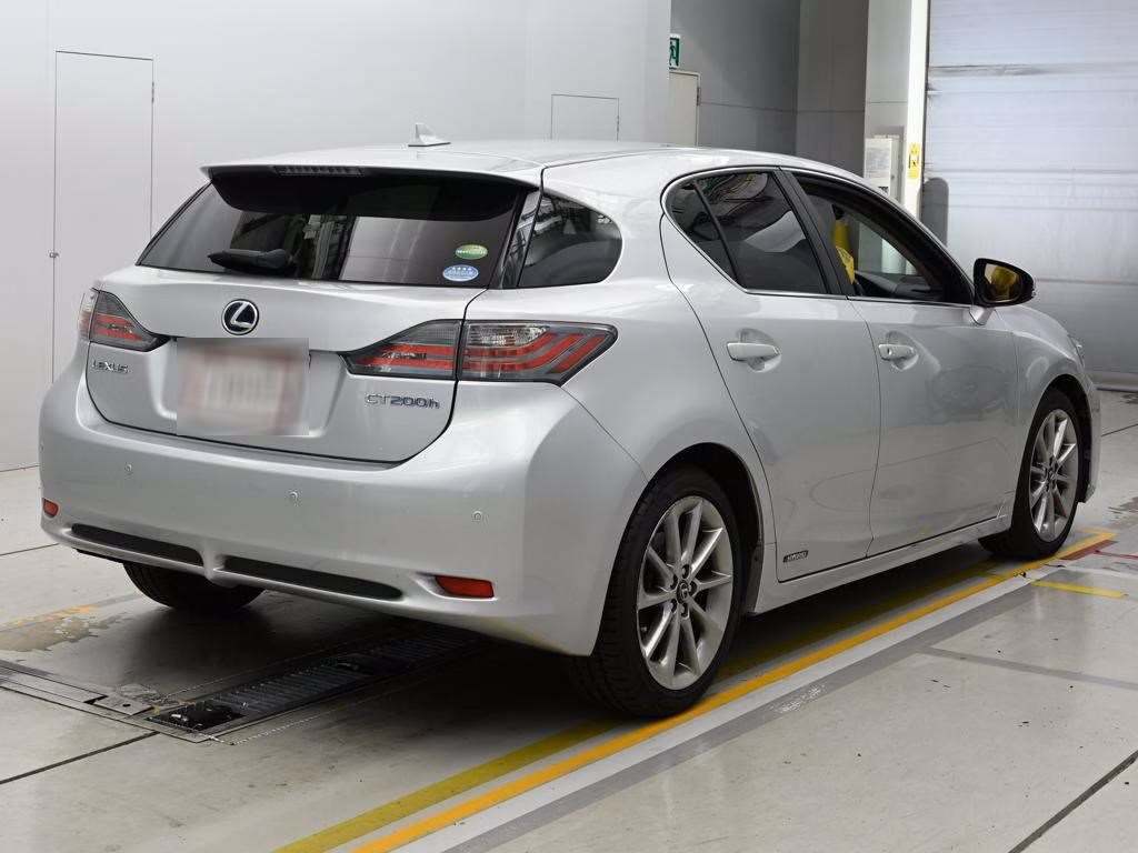LEXUS CT200H