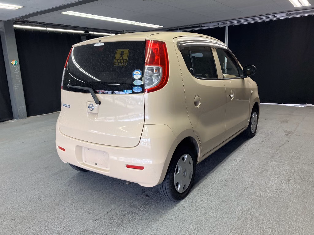 NISSAN MOCO