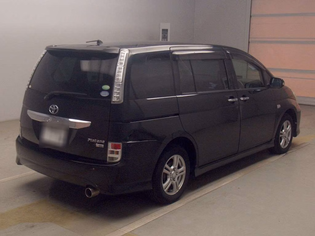 TOYOTA ISIS