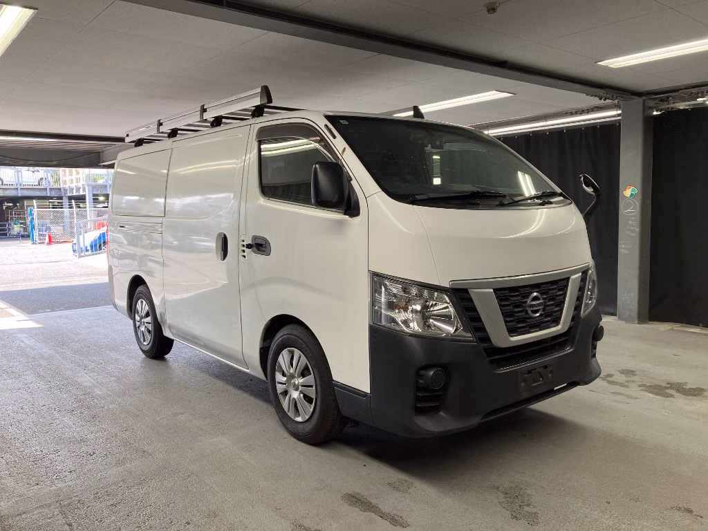 NISSAN NV350 CARAVAN