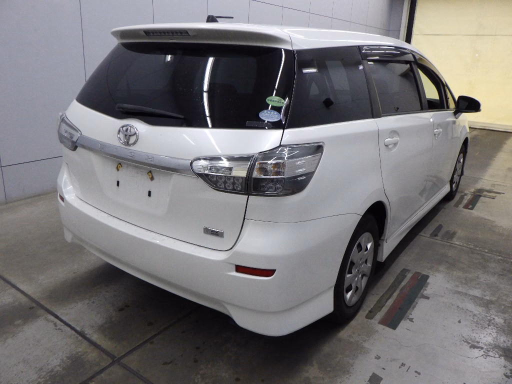 TOYOTA WISH