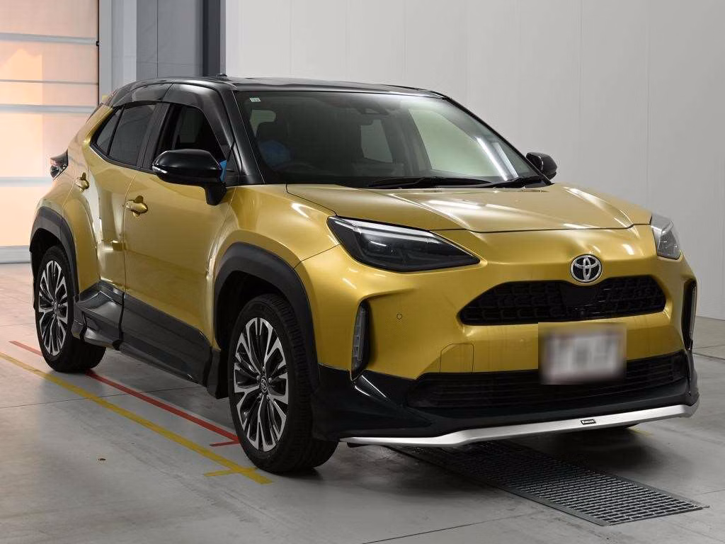 TOYOTA YARIS CROSS