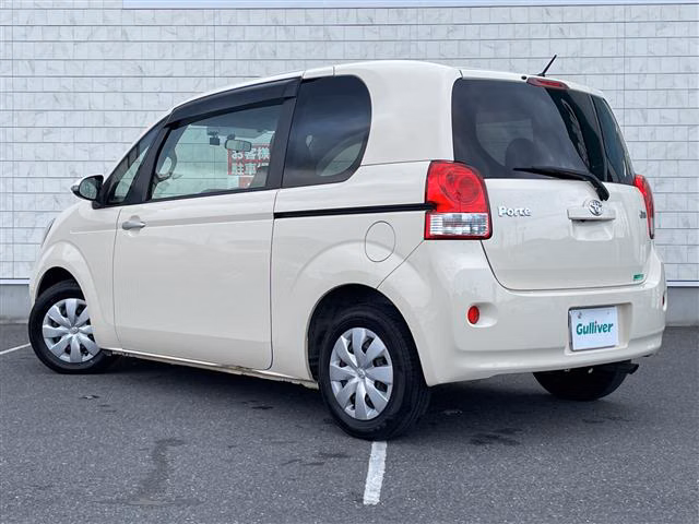 TOYOTA PORTE