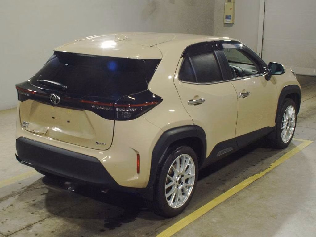 TOYOTA YARIS CROSS