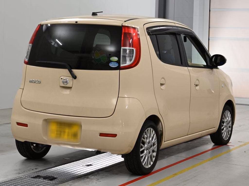 NISSAN MOCO