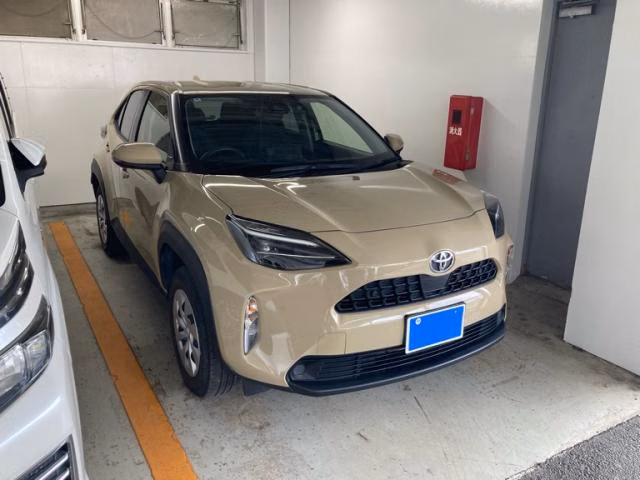 TOYOTA YARIS CROSS