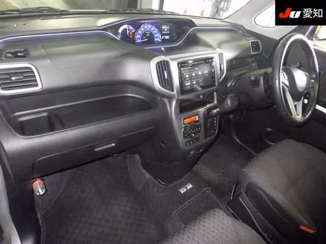 MITSUBISHI DELICA D:2
