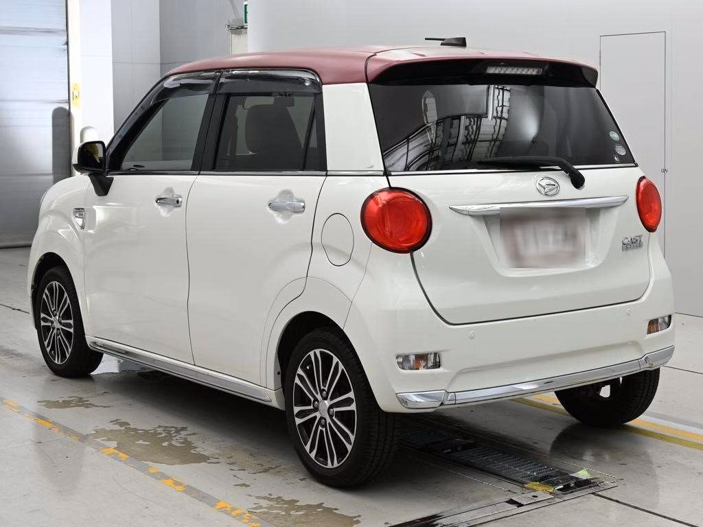 DAIHATSU CAST