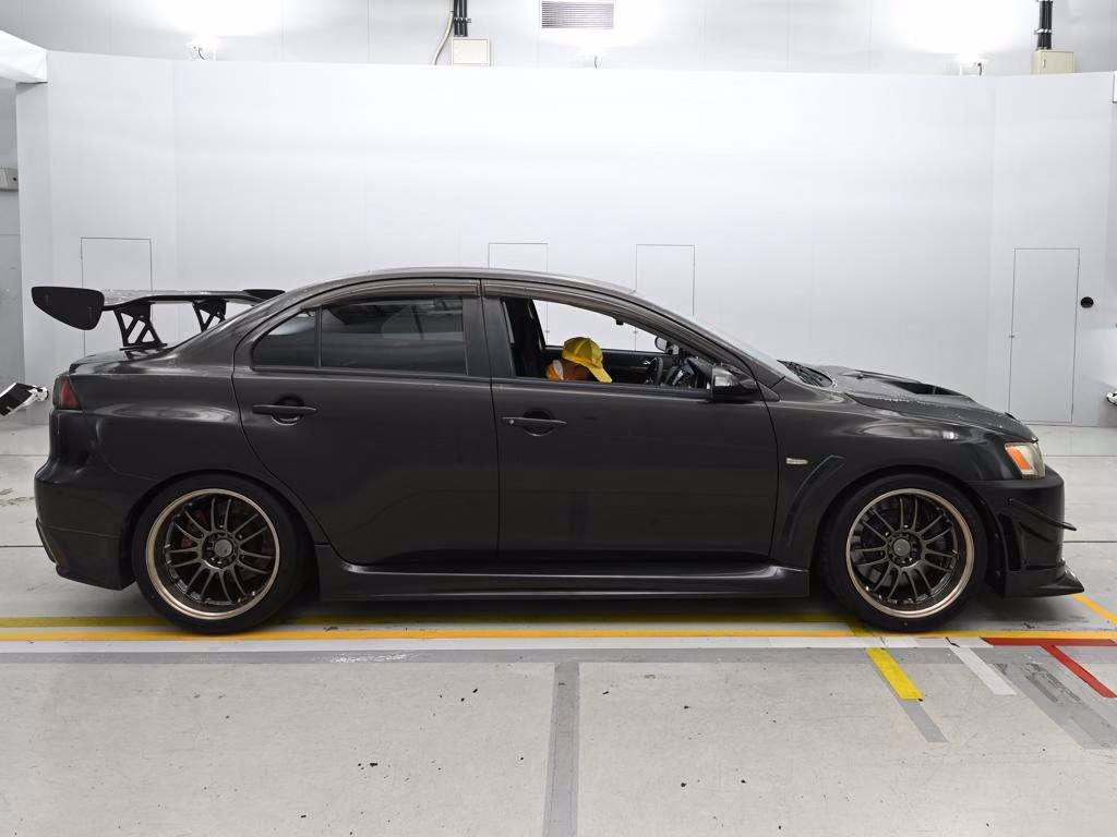MITSUBISHI LANCER EVOLUTION