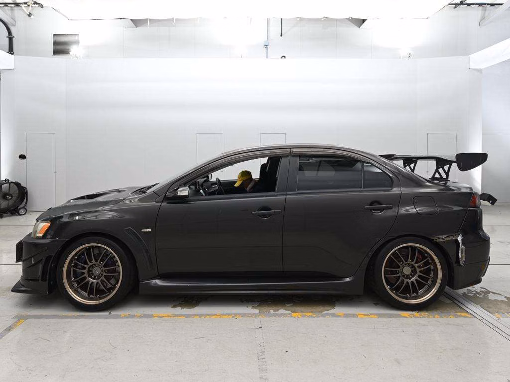 MITSUBISHI LANCER EVOLUTION
