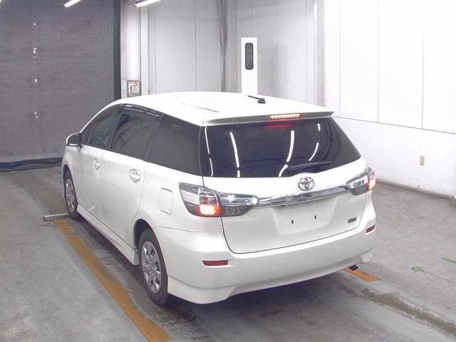 TOYOTA WISH