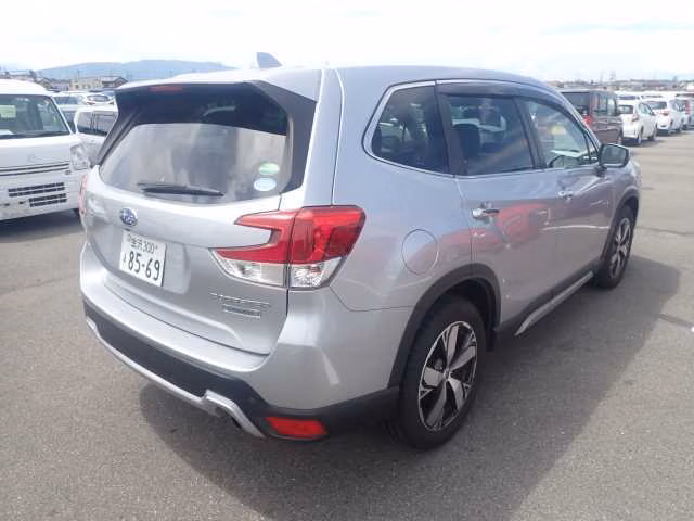 SUBARU FORESTER