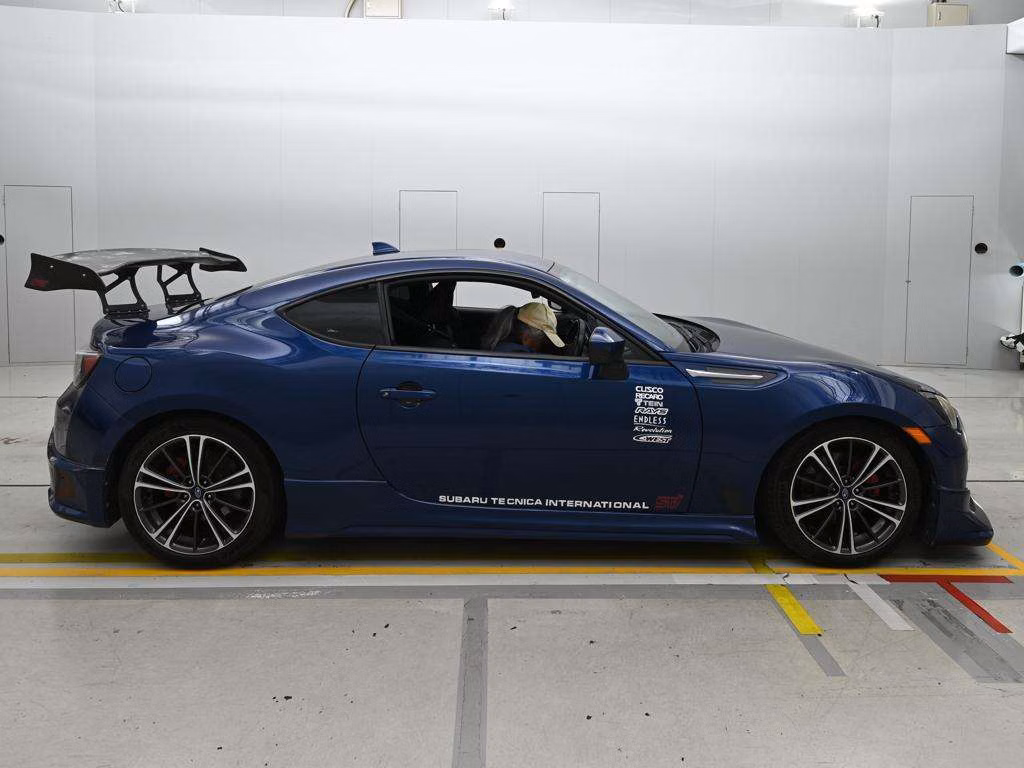 SUBARU BRZ