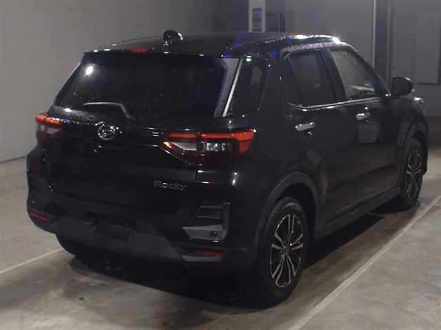 DAIHATSU ROCKY