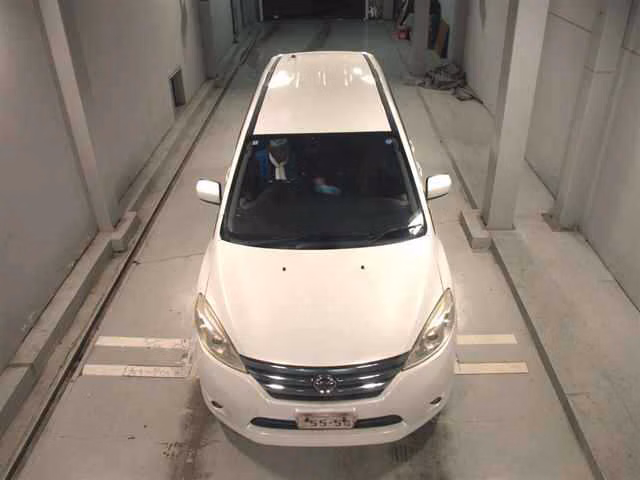 NISSAN LAFESTA