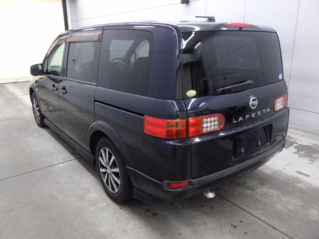 NISSAN LAFESTA