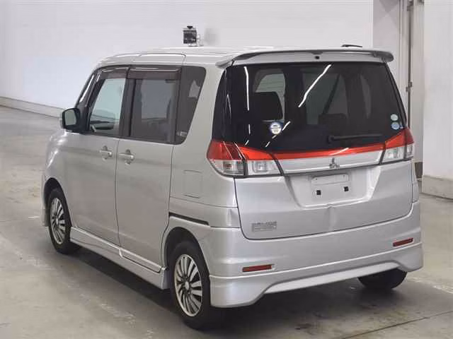MITSUBISHI DELICA D:2