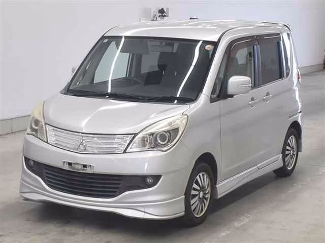 MITSUBISHI DELICA D:2