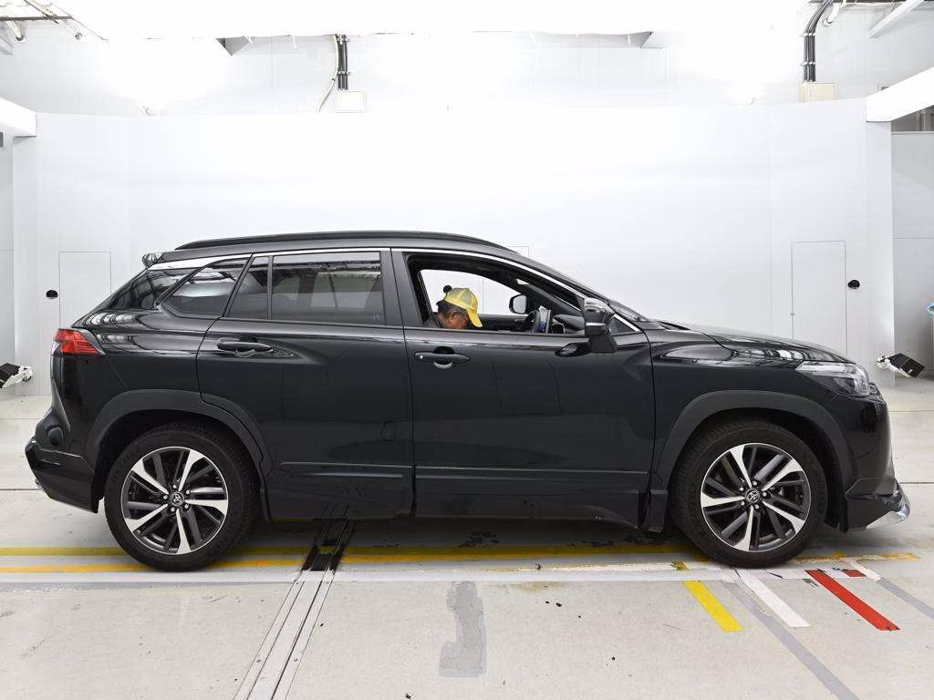 TOYOTA COROLLA CROSS