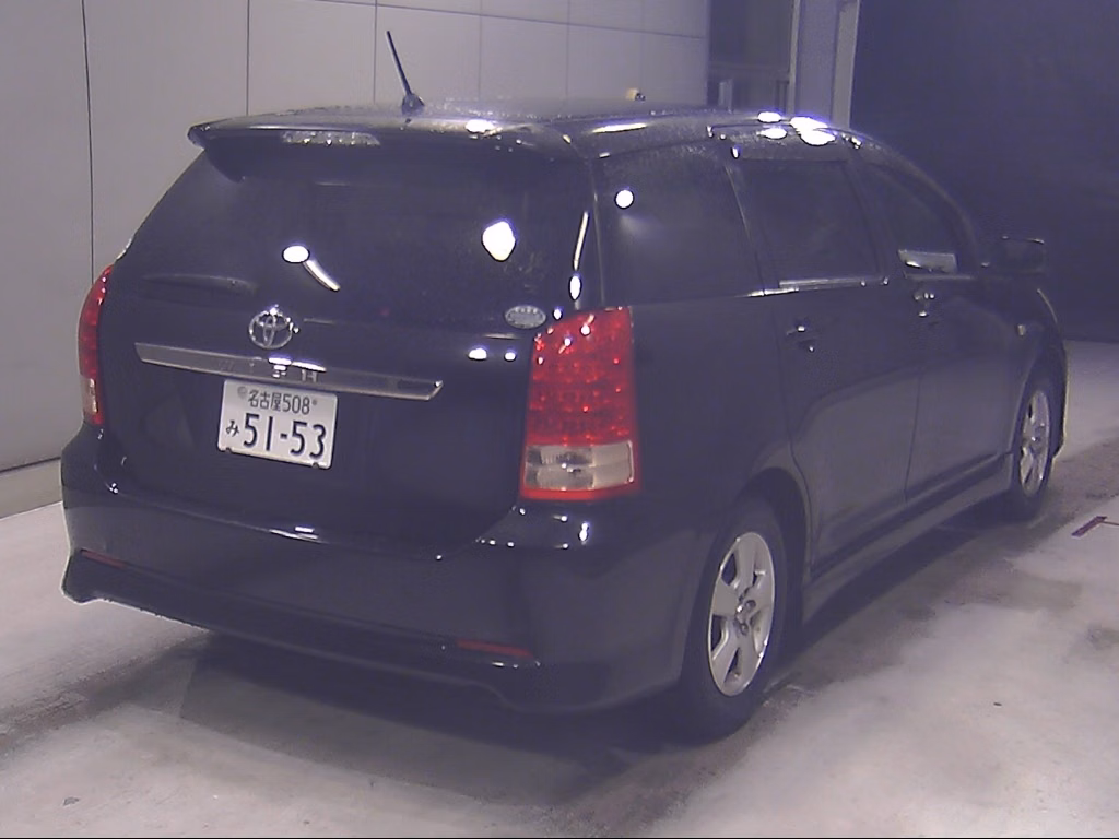 TOYOTA WISH