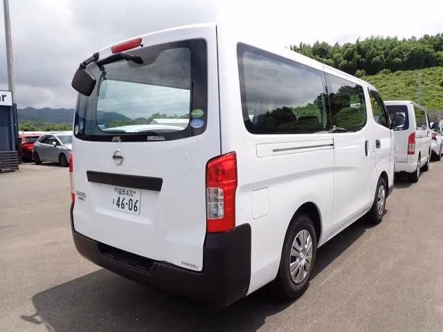 NISSAN NV350 CARAVAN