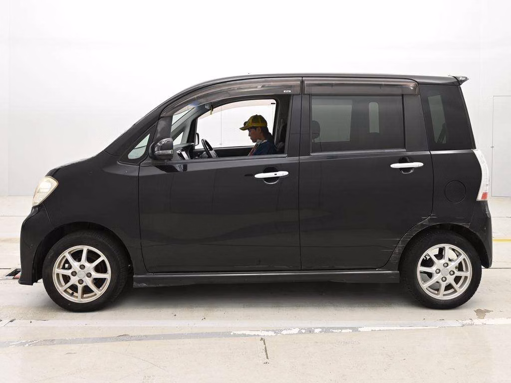 DAIHATSU TANTO EXE