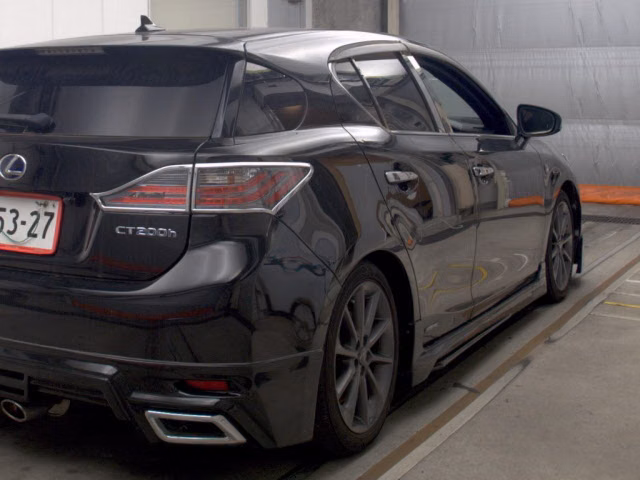LEXUS CT200H
