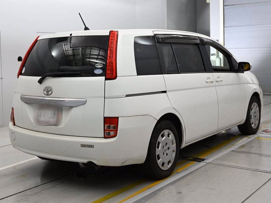 TOYOTA ISIS