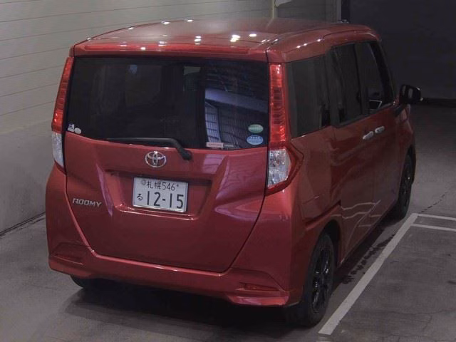 TOYOTA ROOMY