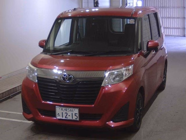 TOYOTA ROOMY