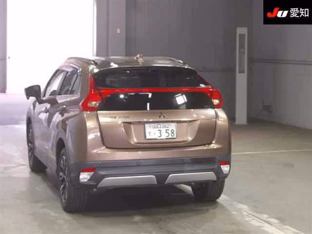 MITSUBISHI ECLIPSE CROSS