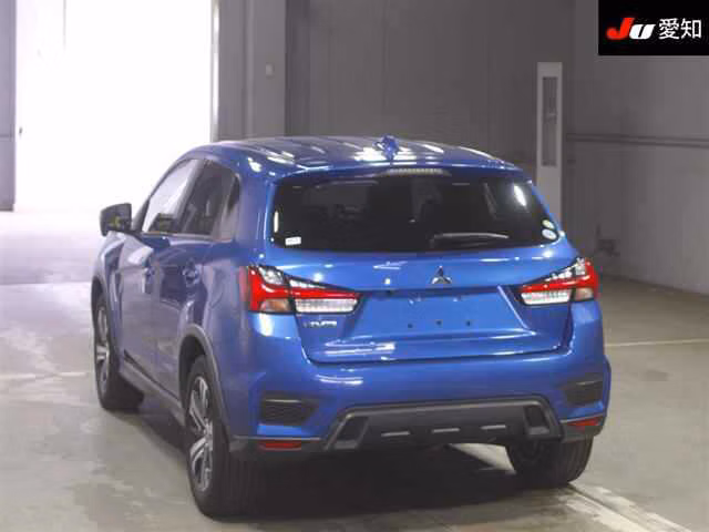 MITSUBISHI RVR