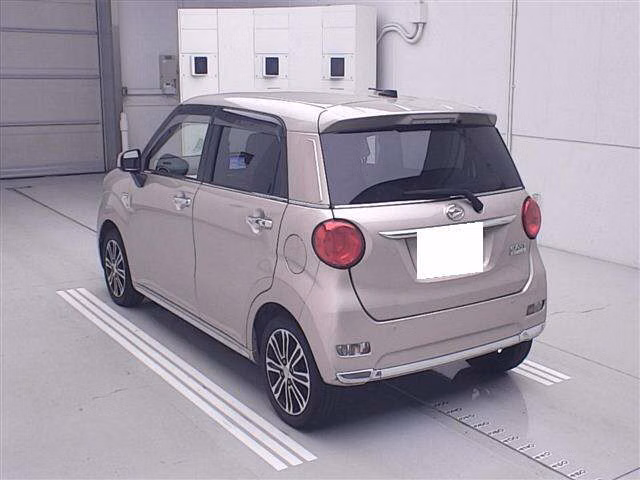 DAIHATSU CAST