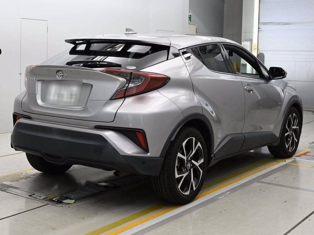 TOYOTA C-HR
