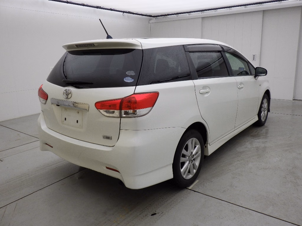 TOYOTA WISH