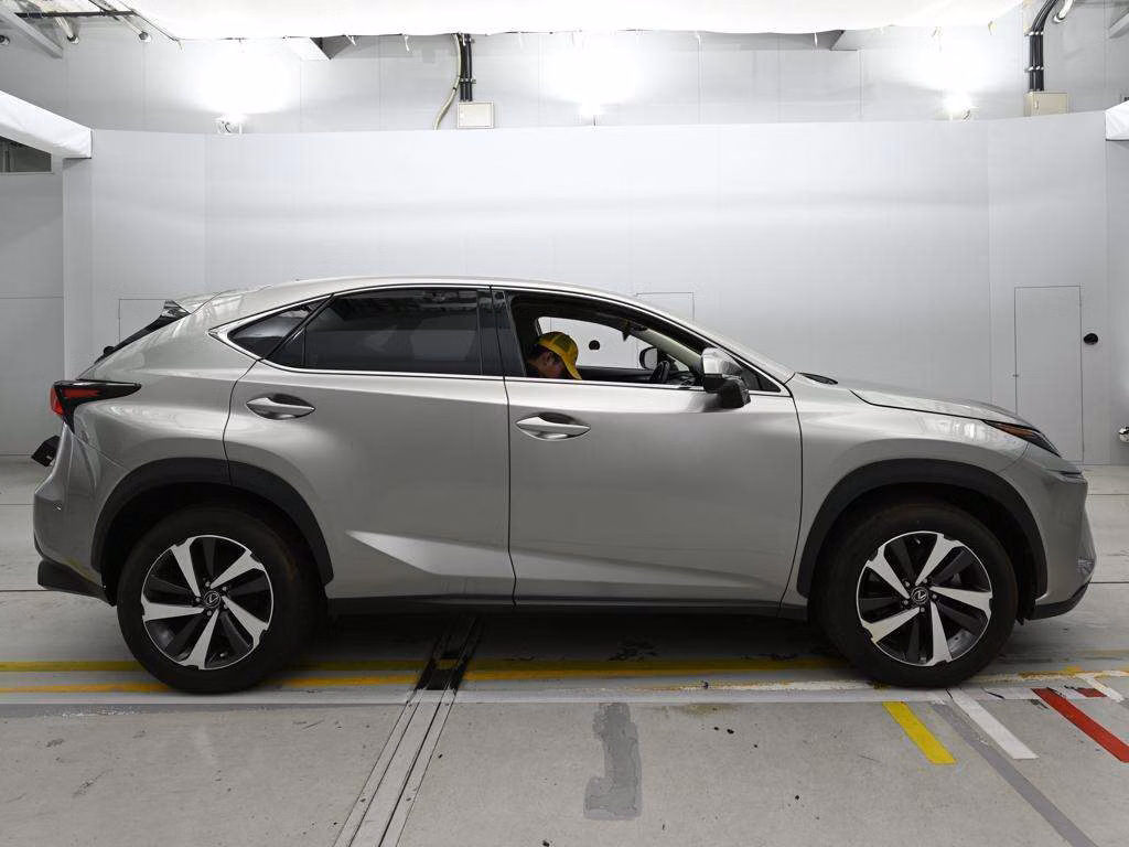 LEXUS NX300