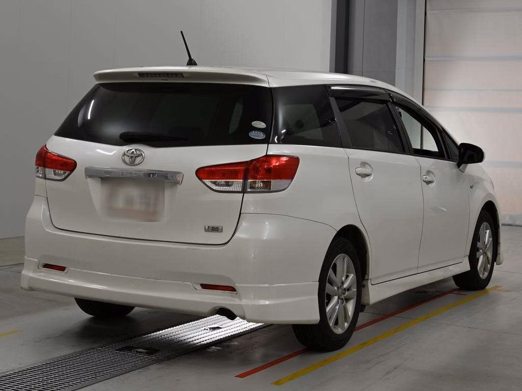 TOYOTA WISH