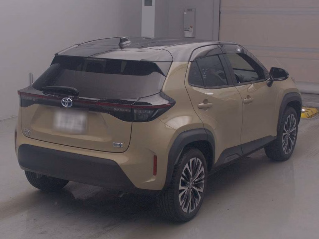 TOYOTA YARIS CROSS