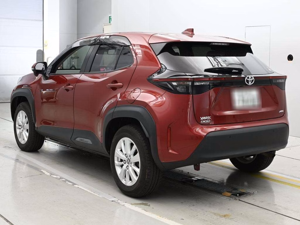 TOYOTA YARIS CROSS