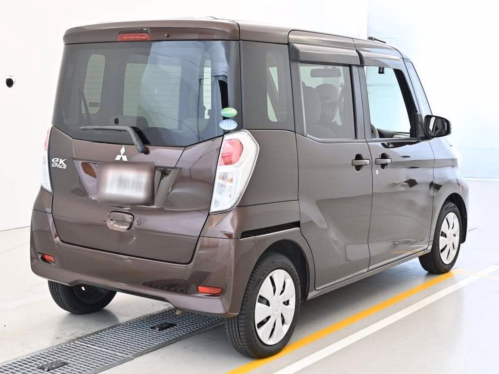 MITSUBISHI EK SPACE