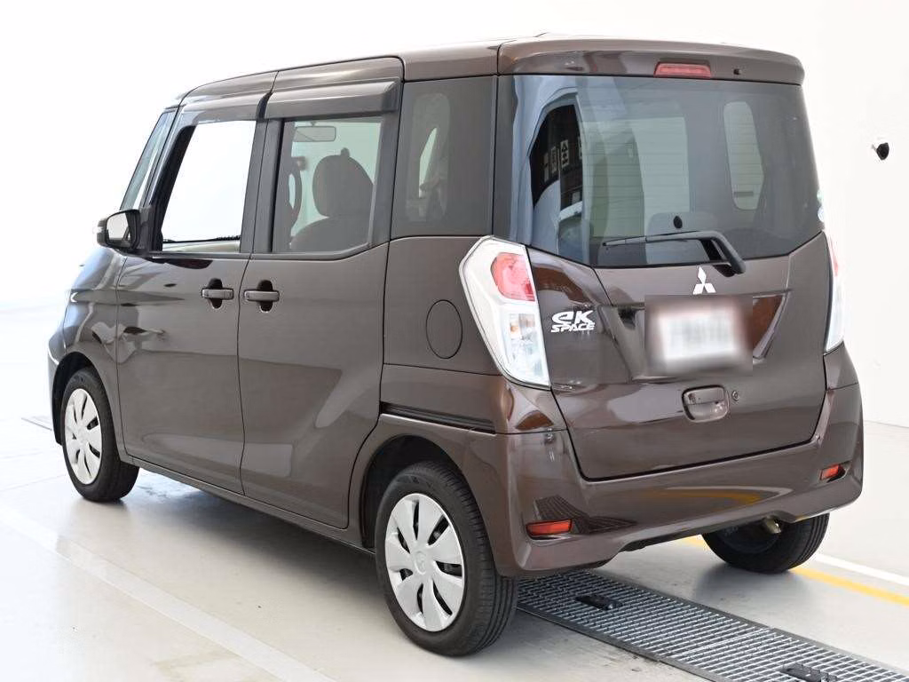 MITSUBISHI EK SPACE