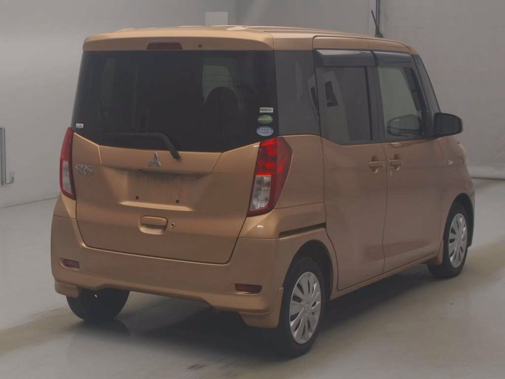 MITSUBISHI EK SPACE